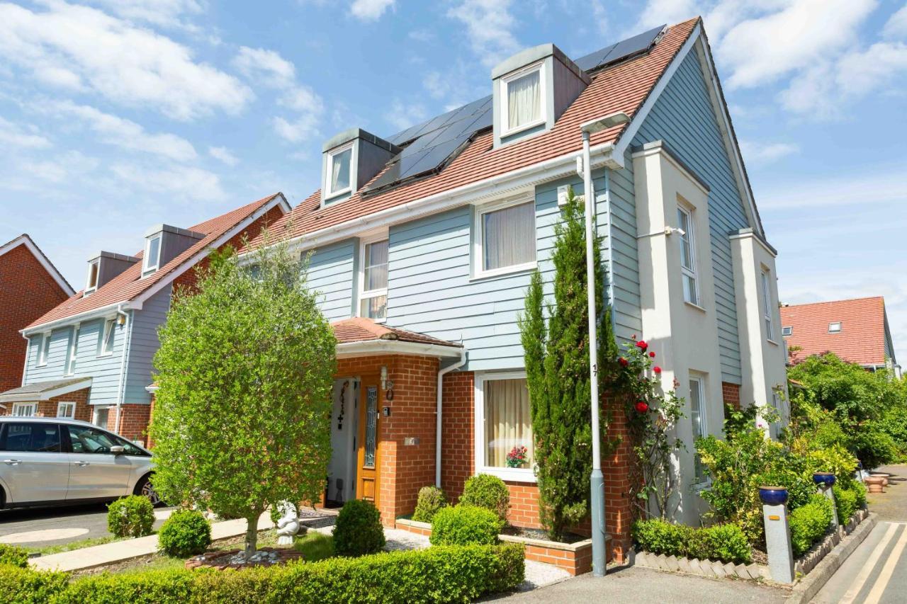Benjamin Guest House Yiewsley المظهر الخارجي الصورة